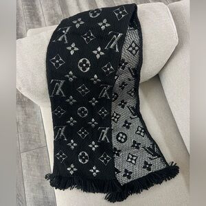 Louis Vuitton Black and Silver Monogram Wool and Silk Scarf